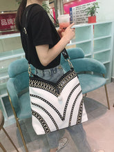 Load image into Gallery viewer, Diamond Women Handbags