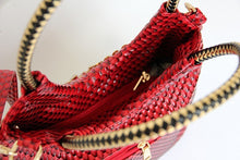 Load image into Gallery viewer, Diamond Handbag