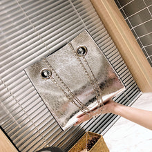 Load image into Gallery viewer, Tote Crack Chain Shoulder