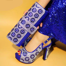 Load image into Gallery viewer, Italian Handbag and Shoe Set