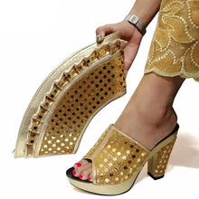 Load image into Gallery viewer, Italian Shoe With Matching Bag