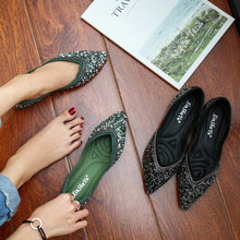 Load image into Gallery viewer, Rhinestone Moccasins