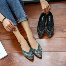 Load image into Gallery viewer, Rhinestone Moccasins