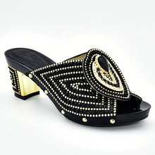 Load image into Gallery viewer, Italian Shoes with Matching Bag
