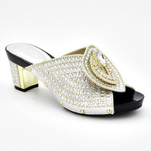 Load image into Gallery viewer, Italian Shoes with Matching Bag