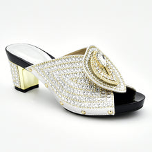 Load image into Gallery viewer, Italian Shoes with Matching Bag