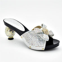 Load image into Gallery viewer, Italian Shoes with Matching Bags