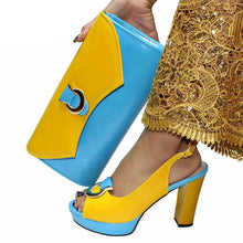 Load image into Gallery viewer, Italian Ladies Shoes and Bag