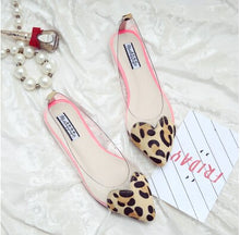 Load image into Gallery viewer, Pointed Toe Flats