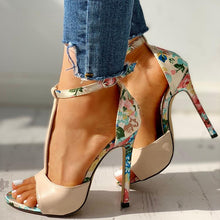 Load image into Gallery viewer, T-Strap Floral Print Sandals