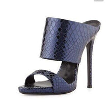 Load image into Gallery viewer, Rose Gold Platform Sandals - Patent