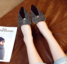 Load image into Gallery viewer, Women Elegant Flats