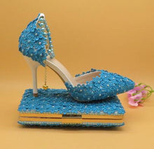 Load image into Gallery viewer, White Lace Flower Shoes and Handbag