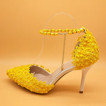 Load image into Gallery viewer, White Lace Flower Shoes and Handbag