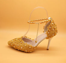 Load image into Gallery viewer, White Lace Flower Shoes and Handbag