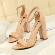 Load image into Gallery viewer, Summer Flock Block Sandals