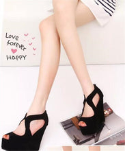 Load image into Gallery viewer, Platform Buckle Strap Sandals