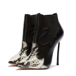 Snake Pointed Toe Boots