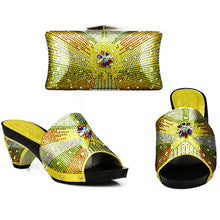 Load image into Gallery viewer, Fashionable Handbag and Shoe Set