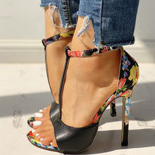 Load image into Gallery viewer, T-Strap Floral Print Sandals